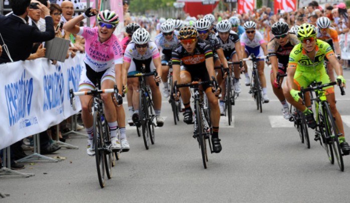 Unincontenibile Marianne Vos si impone anche a Cesenatico (foto Ianuale)