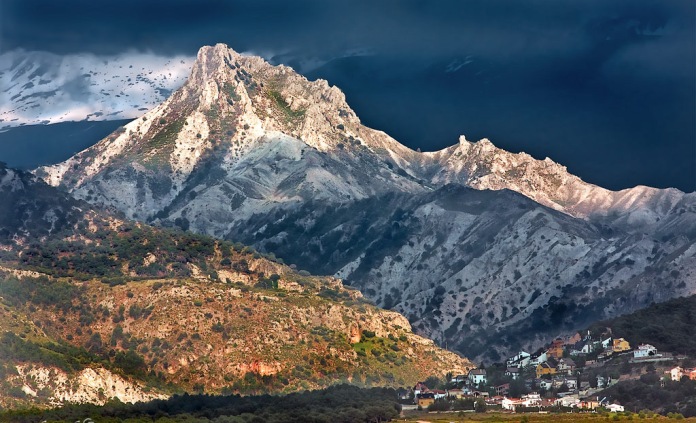 La località di Cumbres Verdes, traguardo della prima tappa di montagna della Vuelta (www.granadanatural.com) 