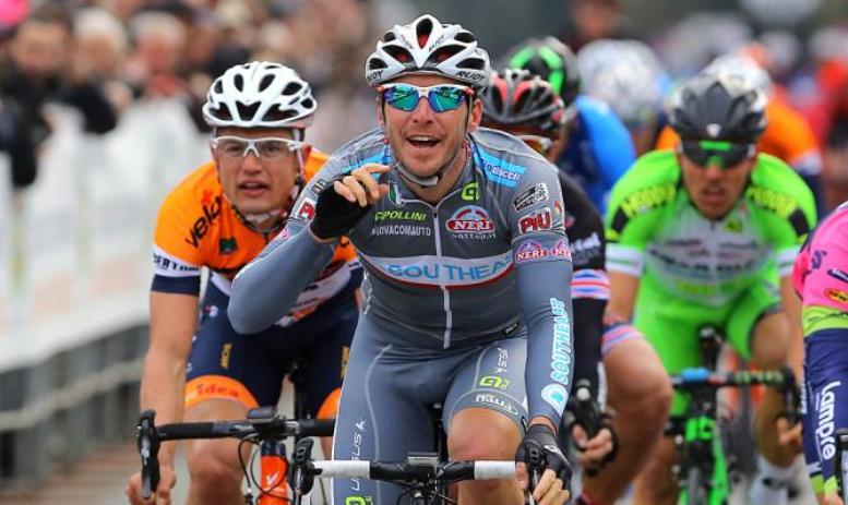 Manuel Belletti sembra quasi bussare con delicatezza alla porta del successo sul traguardo del GP Costa degli Etruschi (foto Tim de Waele/TDWSport.com)