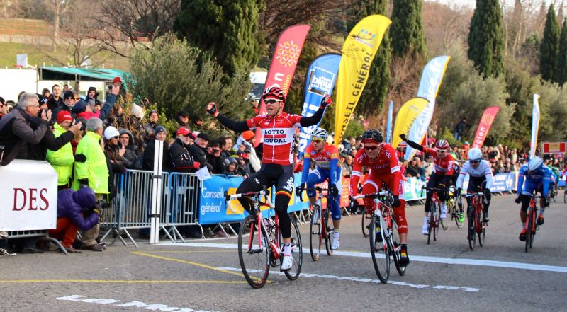 Larrivo dellultima tappa in linea dellÉtoile de Bessèges 2015 (foto Thierry Allard / Objectif Gard)