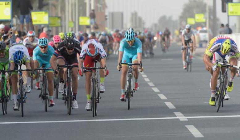 Lo sprint di Mesaieed (foto ASO/Tour of Qatar)
