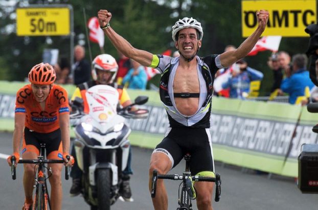 Lo spagnolo Victor De La Parte fa sua la prima tappa di montagna del Giro dellAustria (foto EFE)