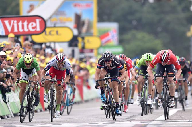 Il volatone che ha messo fine alla 15a tappa del Tour 2015 (foto Tim de Waele/TDWSport.com)