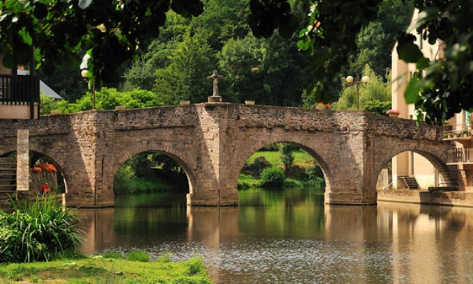 Un suggestivo scorcio di Rodez (www.grand-rodez.com)