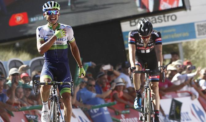 Il colombiano Chaves si impone sul primo traguardo effettivo della Vuelta 2015 (foto Getty Images Sport)