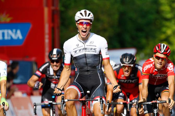 Velocista come il padre Jean-Paul, Danny Van Poppel ottiene la sua prima affermazioni in un grande giro sul traguardo di Lleida della Vuelta 2015 (foto Bettini)