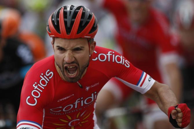 E proprio un Bouhanni da KO al Giro dellAndalusia: sembra per davvero tirare un deciso diretto agli avversari sul traguardo di Córdoba (foto Bettini)