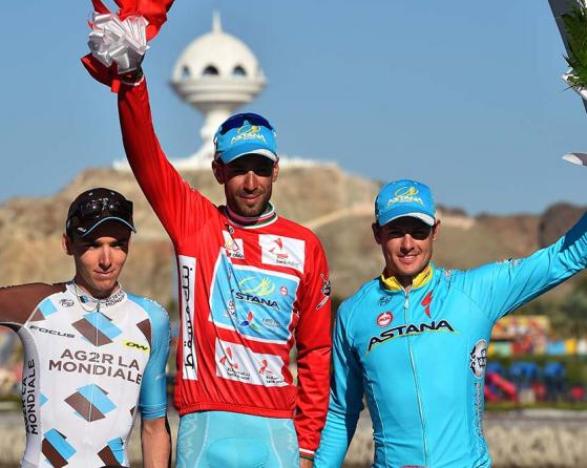 Per la prima volta in carriera Nibali svetta sul podio finale del Giro dellOman (foto Tim de Waele/TDWSport.com)
