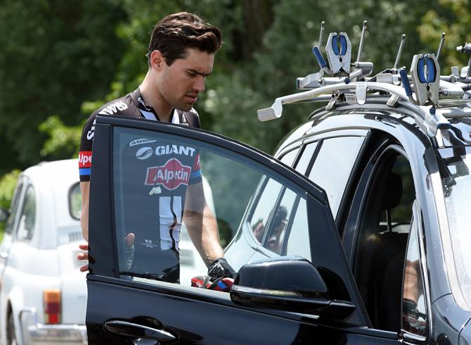 Il giorno dopo il ritiro di Landa, anche Dumoulin lascia il Giro dItalia (foto Bettini)