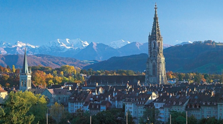 Vista panoramica del centro storico di Berna (www.bern.com)