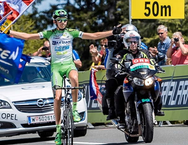 Il successo di Simone Sterbini nel tappone con arrivo sul monte Dobratsch (foto Expa Pictures).