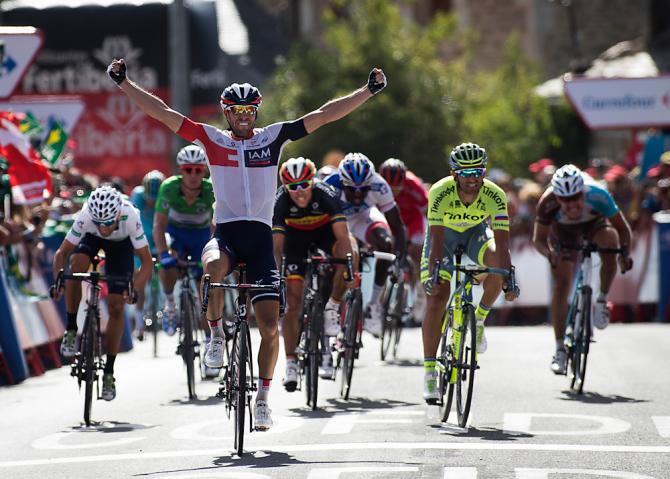 Continuano a parlare lidioma belga le volate della Vuelta 2016: dopo il bis di Meersman arriva laffermazione di Van Genechten sul traguardo di Puebla de Sanabria (Getty Images Sport)