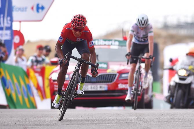 Quintana precede di una manciata di secondi Froome sul traguardo dellAlto dei Aitana: la Vuelta 2016 è sua! (foto Tim de Waele/TDWSport.com)