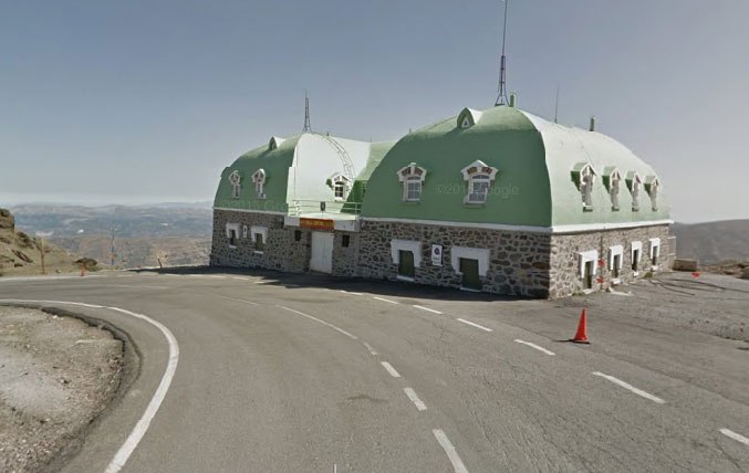 Il rifugio in località Hoya de la Mora, presso il quale si concluderà la tappa della Sierra Nevada (foto Google Street View)