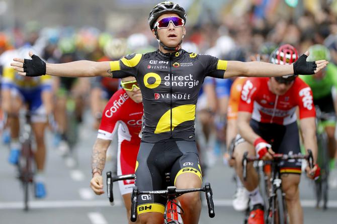 Nonostante sia partito troppo dietro, è Bryan Coquard ad arrivare davanti a tutti sul traguardo di Siviglia (Tim de Waele/TDWSport.com)