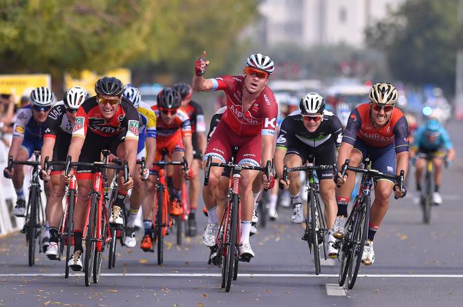 Linattesa volata di Kristoff sul traguardo della quarta tappa del Giro dellOman (Tim de Waele/TDWSport.com)