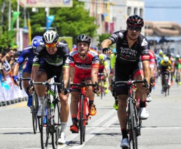 Scott Sunderland apre il Giro di Malesia imponendosi allo sprint nella prima tappa (foto Bettini)