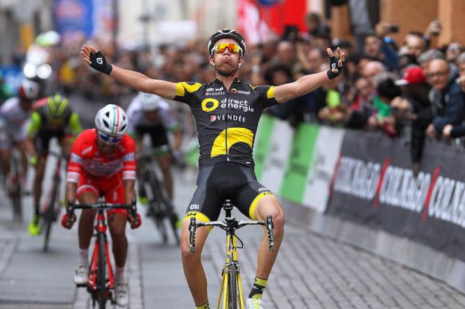 Il francese Calmejane corona con il successo di tappa a Sassuolo la sua trionfale settimana dedicata agli indimenticati Gino Bartali e Fausto Coppi (Tim de Waele/TDWSport.com)