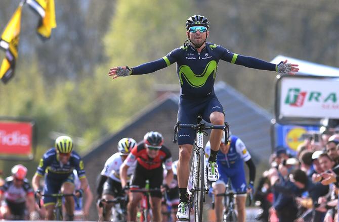 Per la quinta volta Valverde sconfigge le ostiche pendenze del Muro di Huy, prima ancora che gli avversari, e fa sua la Freccia Vallone (foto Tim de Waele/TDWSport.com)