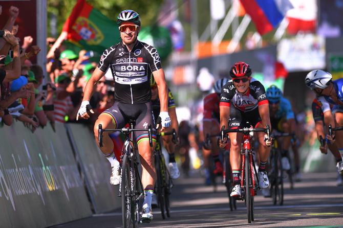 Peter Sagan si impone nella volata di Sciaffusa (foto Tim De Waele/TDWSport.com)