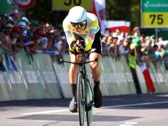 Rohan Dennis piomba con un fulmine sul traguardo del cronoprologo del Tour de Suisse (foto Tim de Waele/TDWSport.com)