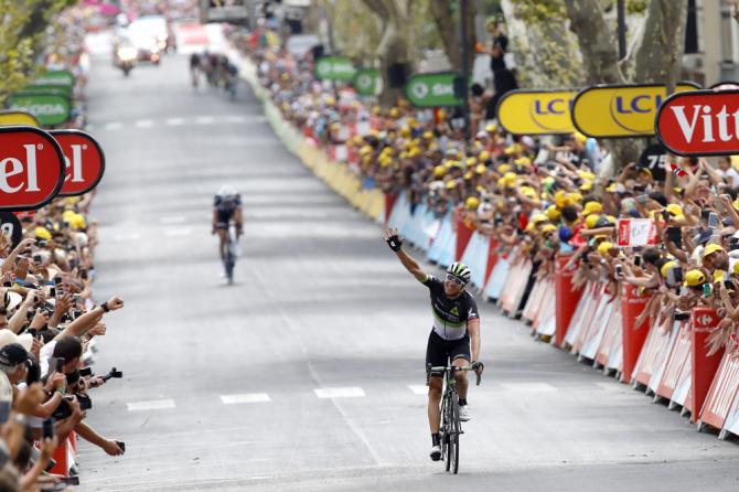 Boasson Hagen corona con il successo la fuga che ha caratterizzato la più lunga frazione del Tour de France 2017 (foto Bettini)