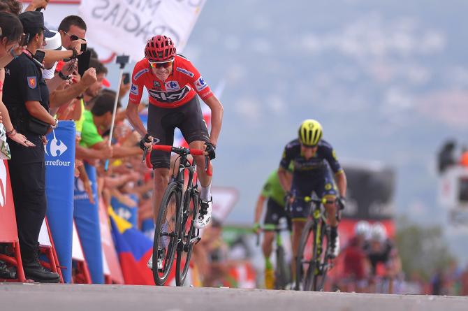 Chris Froome impegnato sulla salita di Cumbre del Sol (foto Tim De Waele/TDWSport.com)