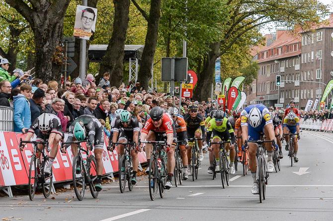 Lindecifrabile volata che ha deciso ledizione 2017 del Sparkassen Münsterland Giro (Tim de Waele/TDWSport.com)