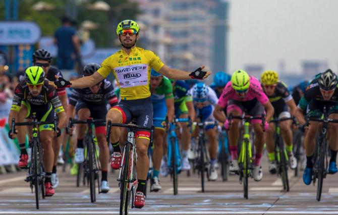 Bis per Kuba Mareczko sulle strade del Tour of Hainan (www.tourofhainan.com)