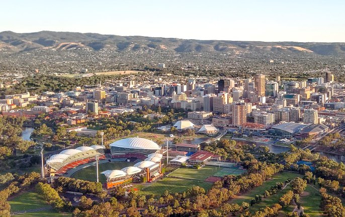 La metropoli di Adelaide dalla quale scatterà la stagione 2018 del World Tour (wikipedia)
