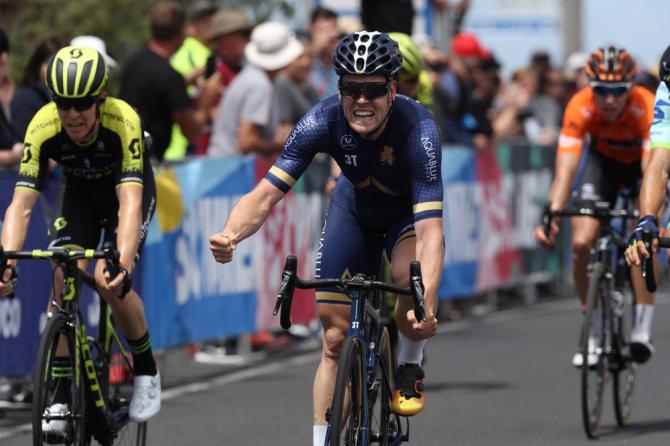 Lo storico successo di Lasse Norman Hansen al termine della prima tappa dellHerald Sun Tour (foto Con Chronis)