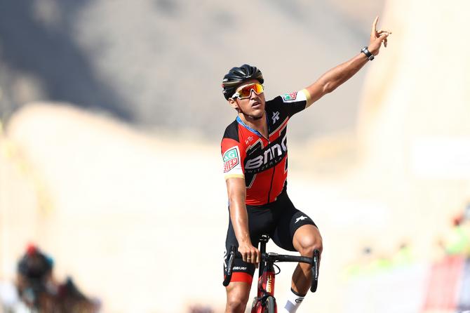 Il campione olimpico di Rio 2018 ottiene la sua prima vittoria stagionale sul traguardo della diga di Wadi Dayqah al Tour of Oman (foto TDW/GI Cycling)