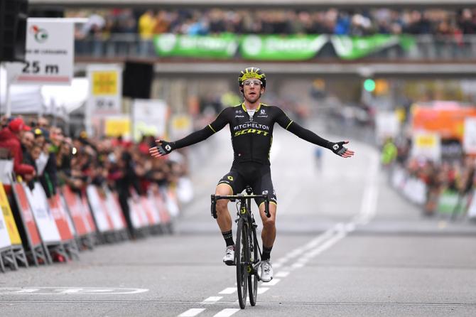 Dopo la tappa di montagna della Colmiane alla Parigi-Nizza Simon Yates si impone nella frazione conclusiva del Giro di Catalogna, nel giorno del trionfo di Alejandro Valverde (foto Tim de Waele/TDWSport.com)