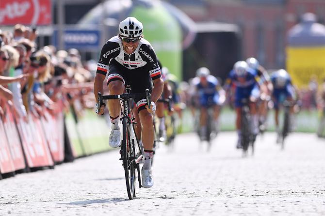 Matthews allattacco sul porfido di Geraardsbergen (Getty Images)