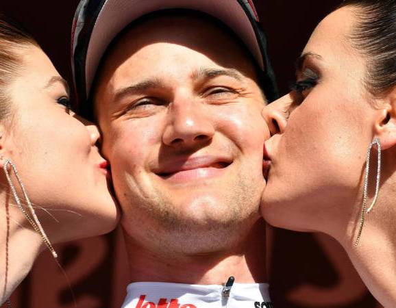 Davvero una vittoria al bacio per Tim Wellens al Giro di Vallonia (foto AFP)