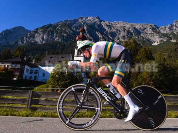 Rohan Dennis frantuma la concorrenza nella crono iridata di Innsbruck (foto Bettini)