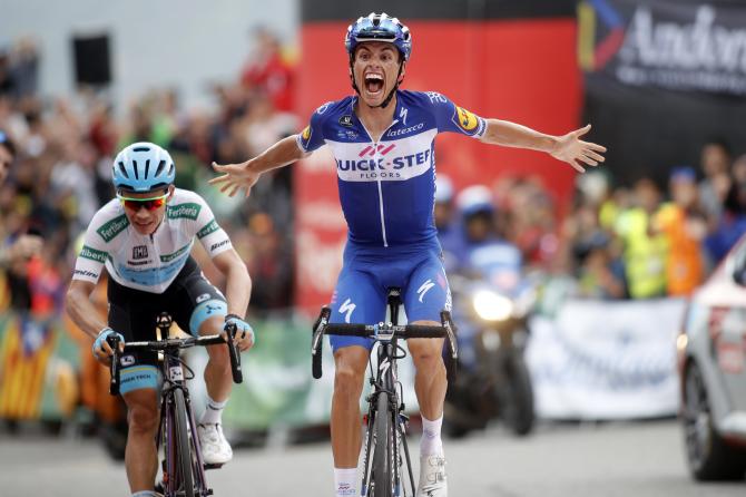 Lo spagnolo Enric Mas vince lultima tappa di montagna della Vuelta 2018 (foto Bettini)