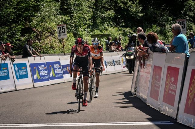 Il colombiano Sosa precede lo spagnolo Valverde nella tappa regina della Route dOccitanie (www.laroutedoccitanie.fr)