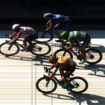 A NÎMES SFRECCIA EWAN. ALAPHILIPPE RESTA IN GIALLO