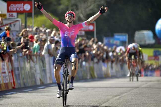 Sep Vanmarcke vince ledizione 2019 della classica bretone (foto Bettini)