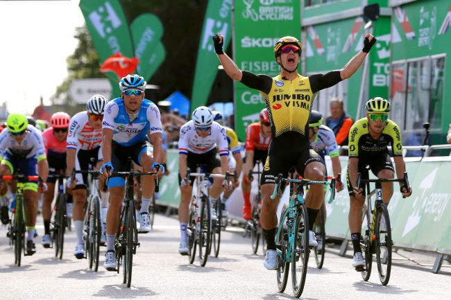 Parte il Giro della Gran Bretagna e subito si impone uno degli annunciati protagonisti della corsa inglese, Dylan Groenewegen (Getty Images)