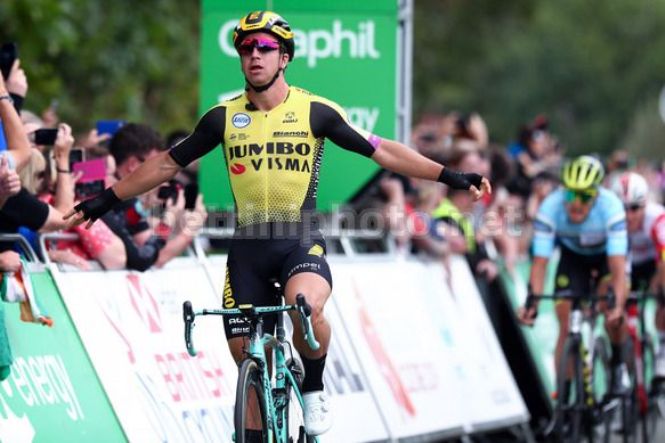 Terzo successo per Dylan Groenewegen sulle strade del Tour of Britain 2019 (foto Bettini)