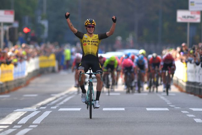 Dopo aver fatto suo pochi giorni prima il Giro dellEmilia Primož Roglič vince anche la Tre Valli Varesine (Getty Images Sport)