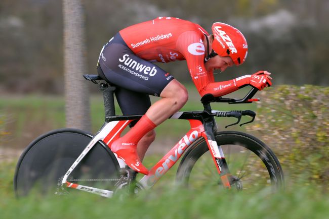 Søren Kragh Andersen in azione nella cronometro di Saint-Amand-Montrond (Getty Images)