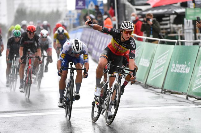 Tim Merlier vince in maglia di campione nazionale belga la vecchia Parigi-Bruxelles (foto Bettini)