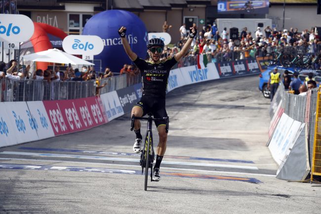 Simon Yates vince la tappa regina della Tirreno-Adriatico ma la Corsa dei Due Mari è ancora apertissima (foto Bettini)
