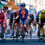 GIRO D’ITALIA, SORPRESA VAN UDEN A LECCE