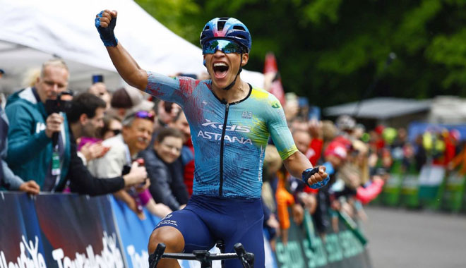 Lecuadoriano Lopez si impone sul monte Kékes, traguardo della tappa più impegnativa del Giro dUngheria (www.ciclismoafondo.es)