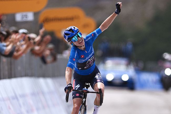 Sarah Gigante si impome sul Monte Nerone (foto Luc Claessen / Getty Images)