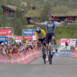 ARCTIC RACE OF NORWAY: NELLA TAPPA REGINA PIDCOCK CI PROVA, STRONG SI DIFENDE